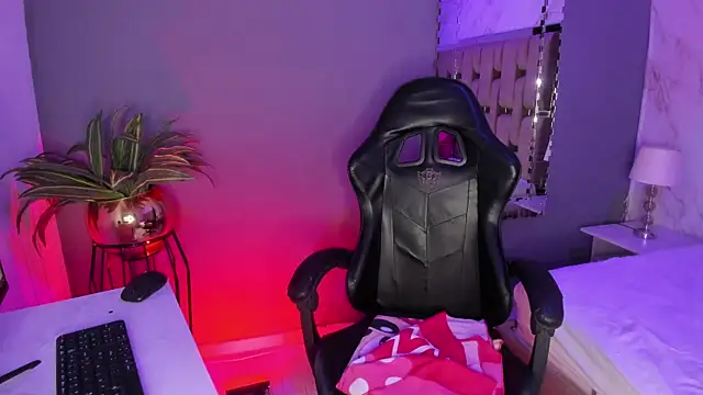 ZaraWilde Chat XXX live