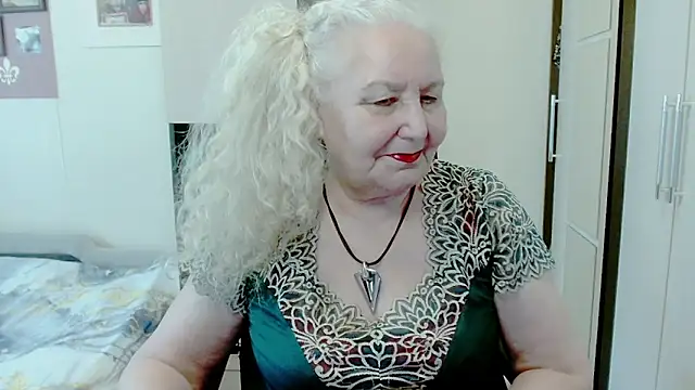GrannyAlisa Live XXX Chat