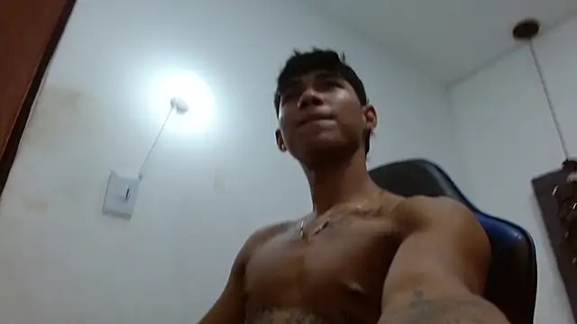 luka_big18 Chat XXX in diretta