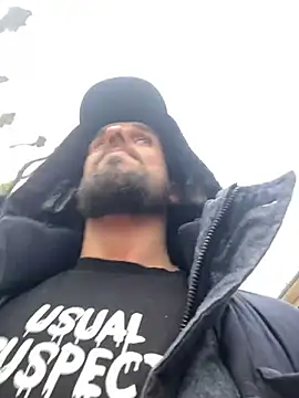 Guyst049 Chat XXX in diretta