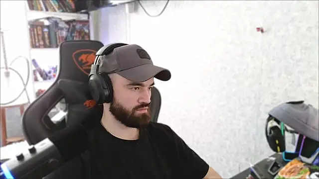 _Mostly_: онлайн-секс-чат