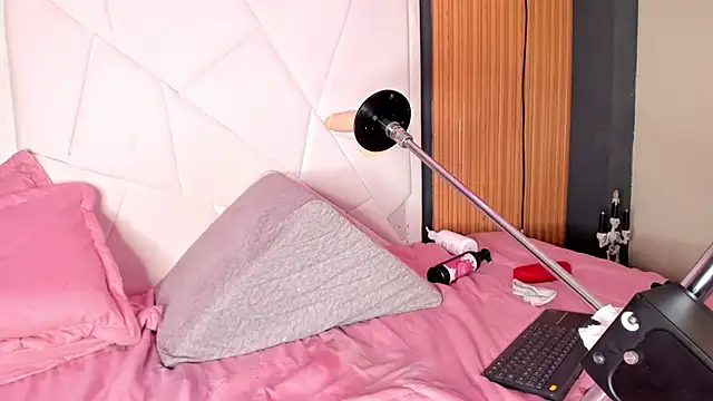 دردشة MiaTorres4 الجنسية المباشرة