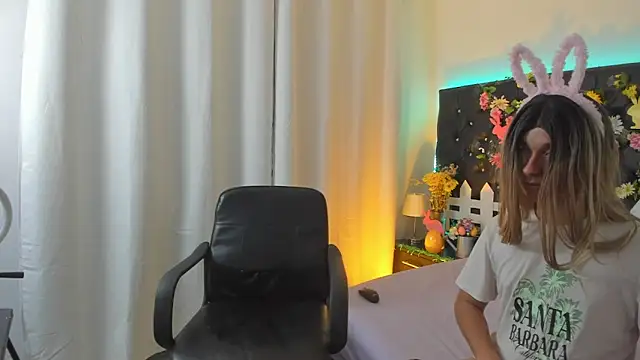 BellaRoge's Webcam Show