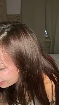 littlethyy Adlı Modelin Canlı XXX Sohbeti