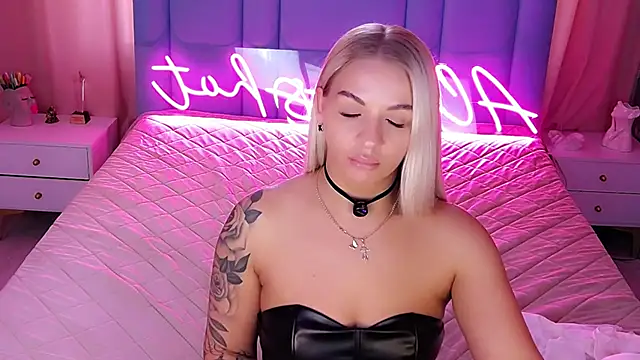 AllwaysHotJ Live XXX-chat