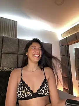 Chat XXX ao vivo de BrigitteVons