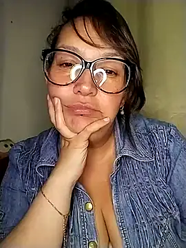 _Saraqueen Live XXX Chat