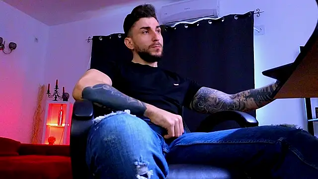 MightyAaron66 – Naživo XXX chat