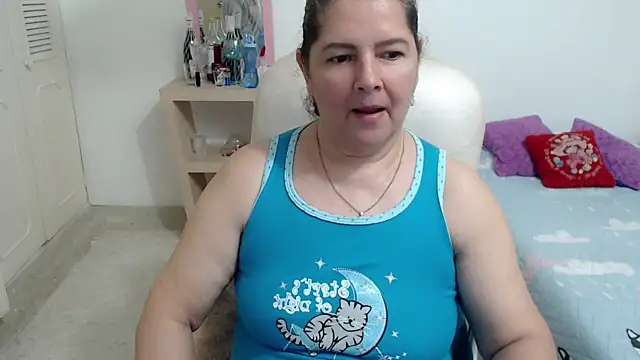 leonela_69's Live XXX Chat