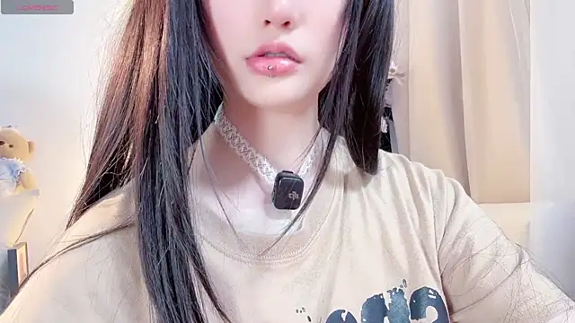 Yr_kitten_333 Show Webcam