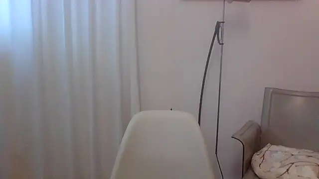 ANONIMO7735 Show in webcam