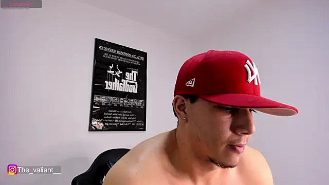 max_valiant1: онлайн-секс-чат