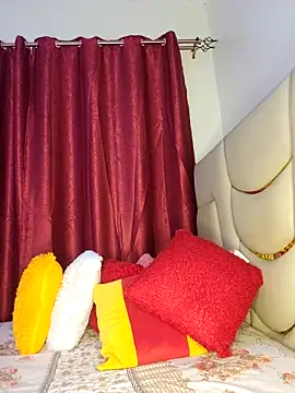 NicRaisaa 即時 XXX 聊天