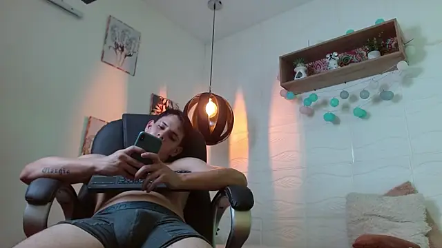 Show de RoaSexi25 na webcam