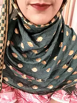 Indian-Aleena Live XXX-Chat