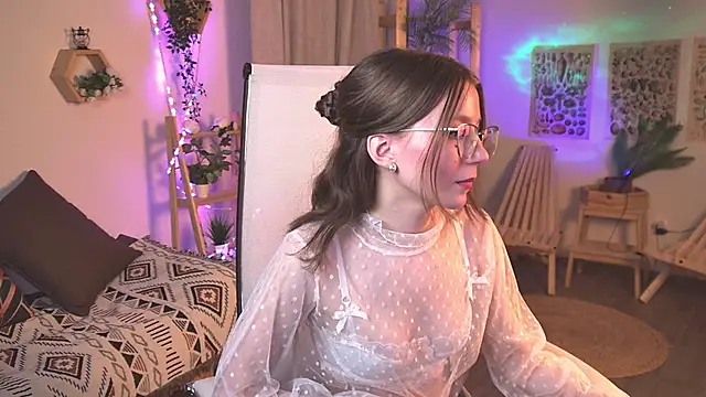 ElliFrankenweenie's Live XXX Chat