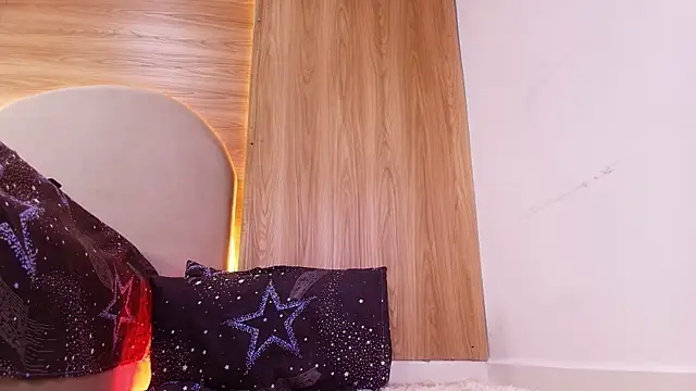 Chat XXX en directo de kiara_lp