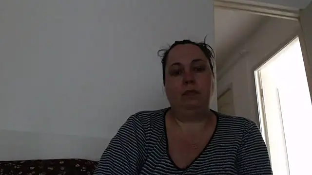 Chat XXX ao vivo de WendyRhoades
