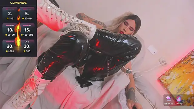 MissCarolinne Webcam show