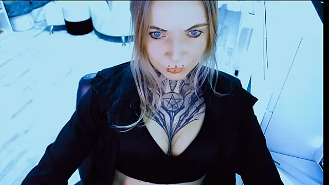 InesGold: απευθείας συνομιλία ΧΧΧ