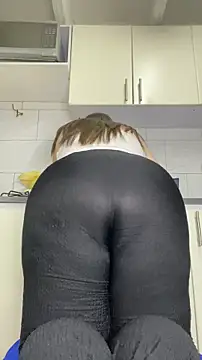 Chloee_Peach 即時 XXX 聊天