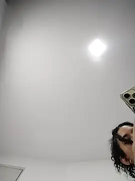 Chat XXX ao vivo de kata-gomez