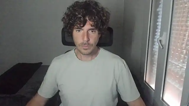 joaquin420_hot: онлайн-секс-чат