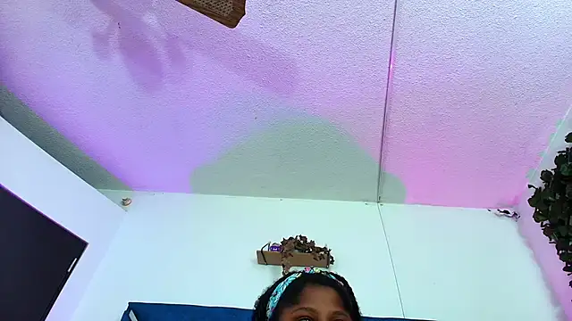 Chat XXX ao vivo de AlexaRousse4u