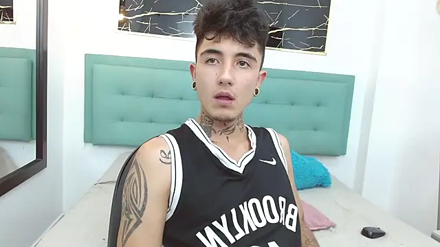 Patrick_Rango: онлайн-секс-чат