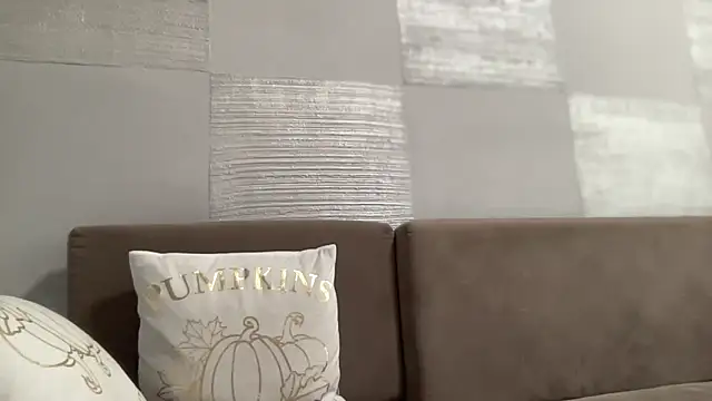 Darsy_Rox's Live XXX Chat