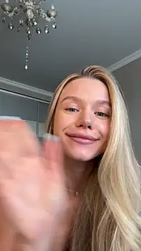 Show modela JessIsLove na web-kameri