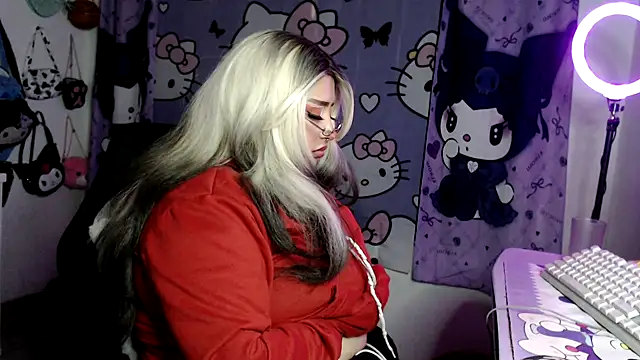 Chat +18 de lussyevans24 ao vivo