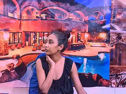 Chat XXX en directo de IndianSexyButt