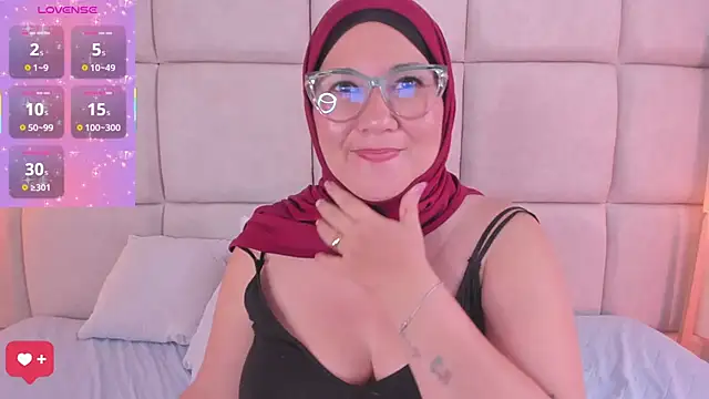 Scarlette_33 Adlı Modelin Canlı XXX Sohbeti