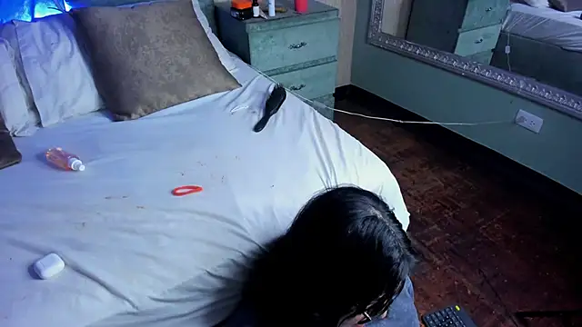 NaomySakura live XXX chat