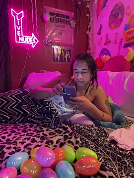 دردشة TranSexualJade95 الجنسية المباشرة