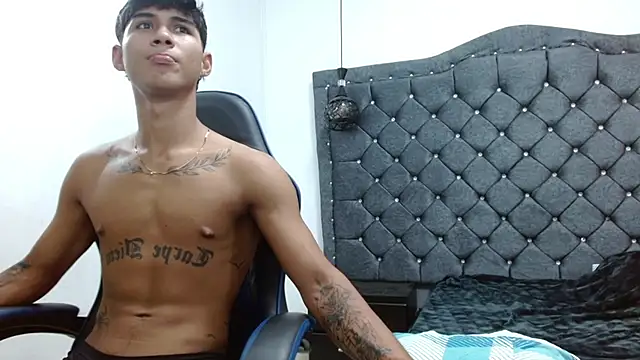 luka_big18 webcam show