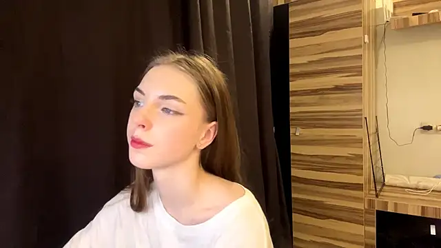 دردشة PollyDream الجنسية المباشرة