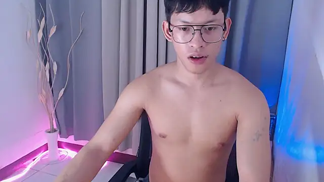 Show de pinkcock_froi2305 na webcam