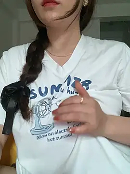 Lee1298 现场XXX聊天