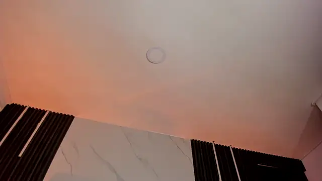 Chatroom XXX en direct de Chloe_Connor