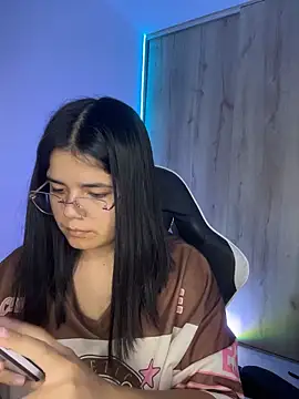 2Angela_ élő XXX-chatje