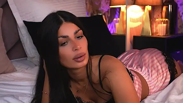 EvaRhea Chat XXX in diretta