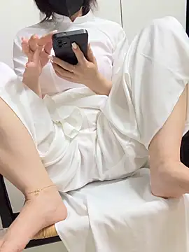 ______Cherry_____ Live XXX Chat