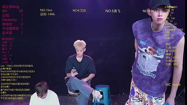 AAA-winnern Live XXX chat