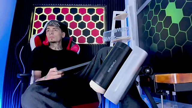 Show de Max_Hader_ na webcam