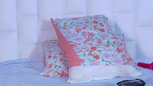 kinkylittlegirll 라이브 XXX 채팅