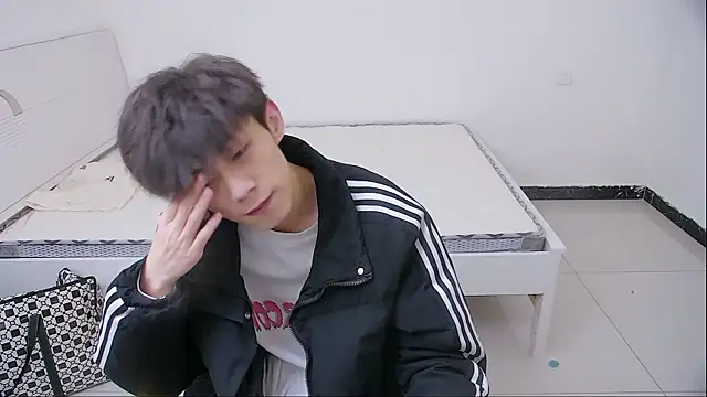 paofu-001's Live XXX Chat