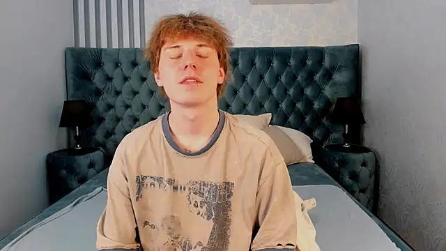 KevinMilky 在線直播表演