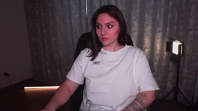 Hoot_owl_cb Show in webcam